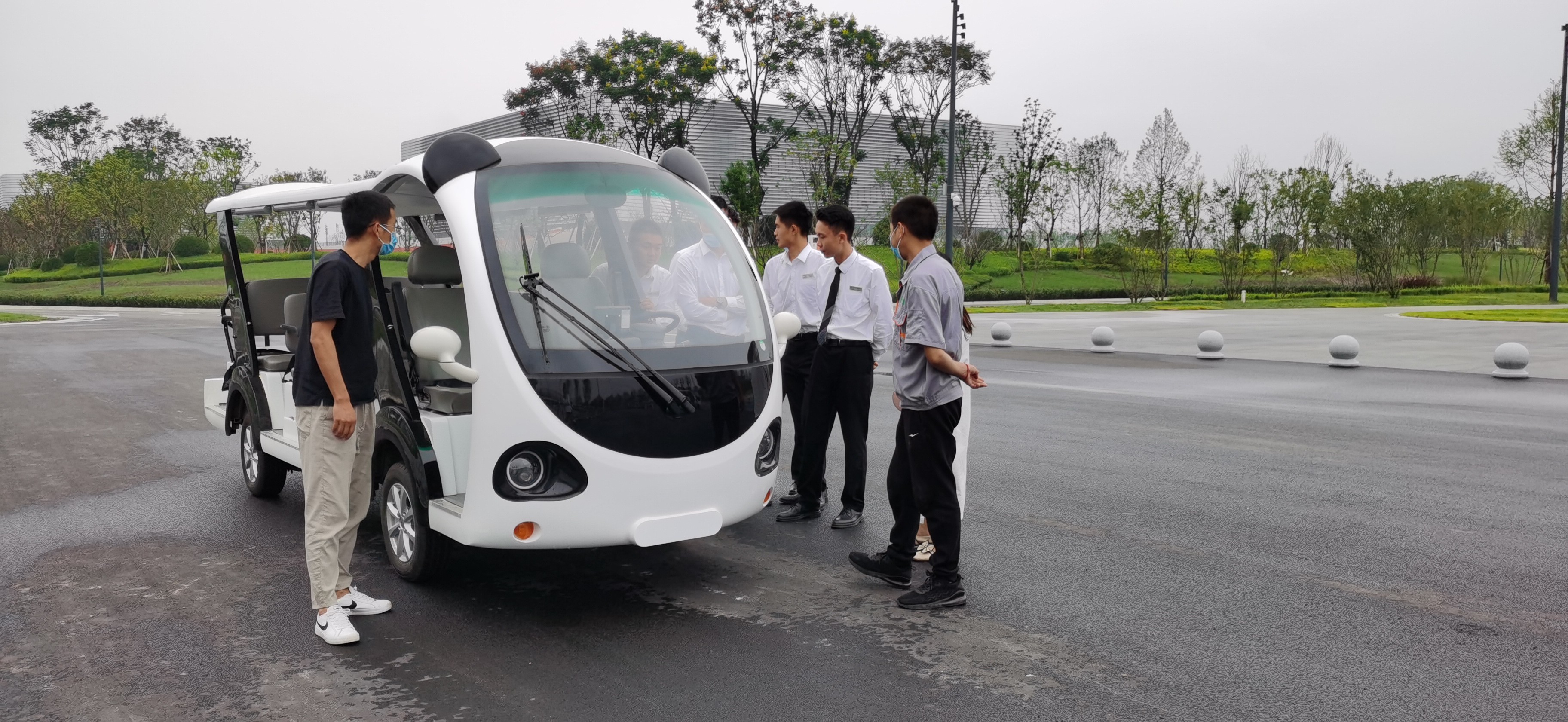 專業(yè)電動巡邏車、電動觀光車制造商